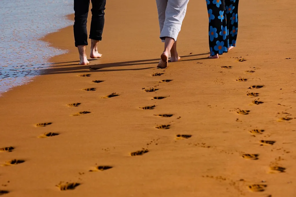 walking on the sand on your trip with the linea micra