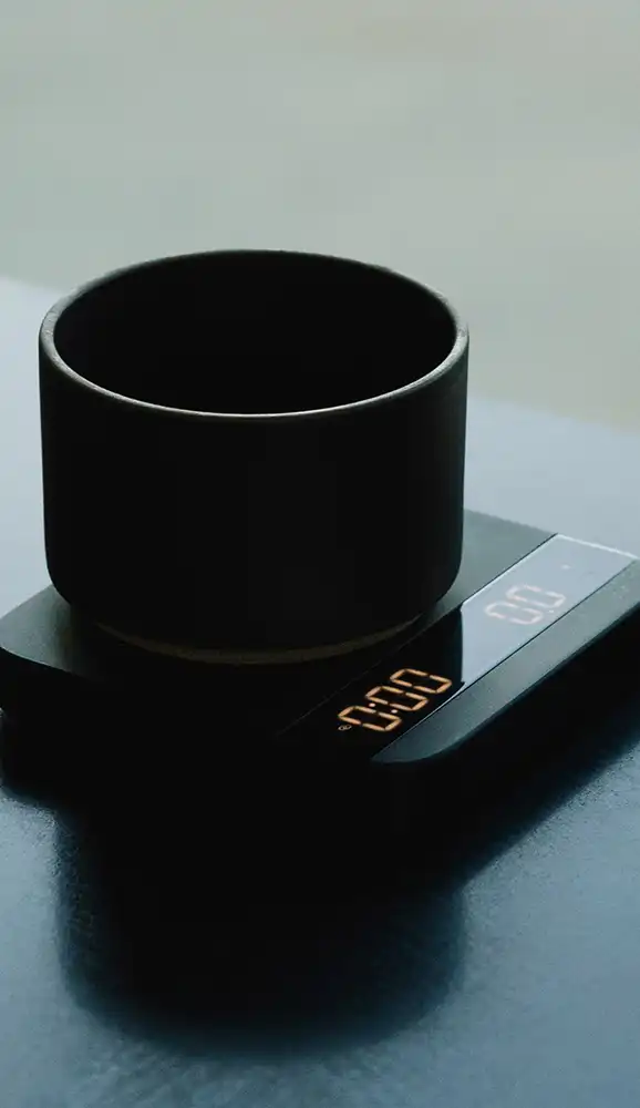 Cup on Acaia Lunar scale